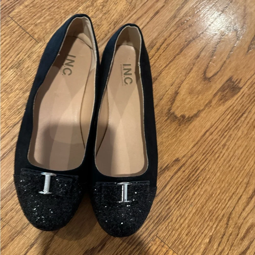 New INC International Concepts Black Dress Shoes with Glitter Bow Ballet‎ Flat